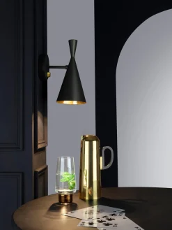 Beat Wall Light
