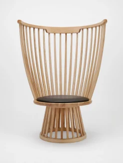 Fan Lounge Chair