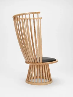 Fan Lounge Chair