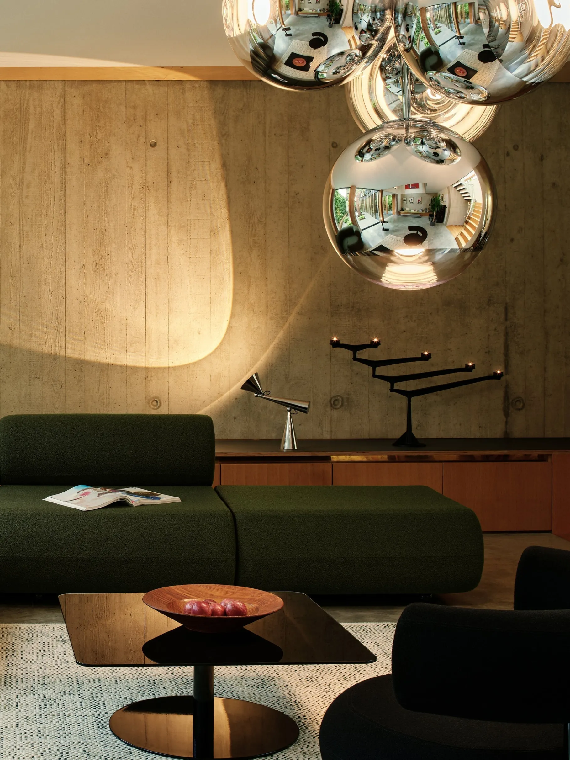 Flash Square Table