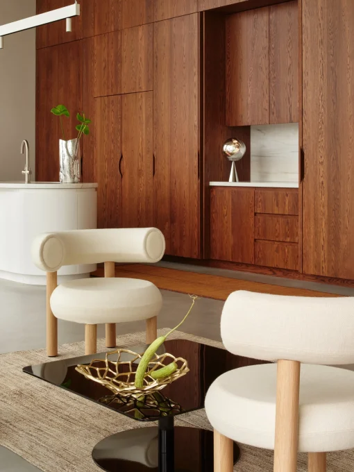 Flash Square Table