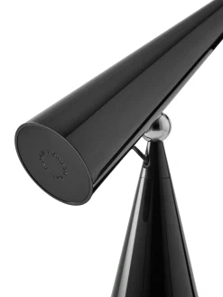 Pose Task Light